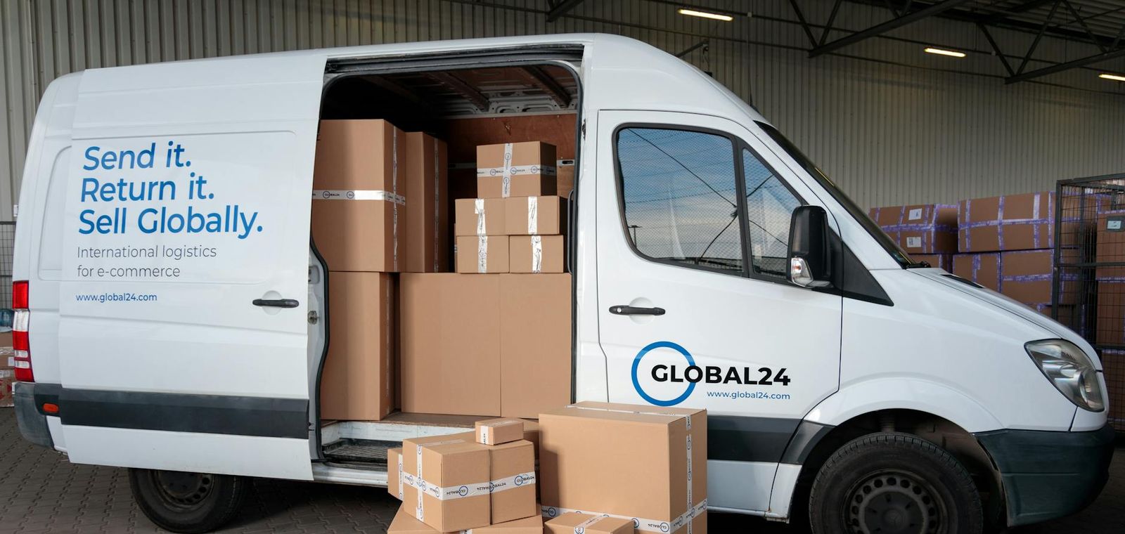 E-commerce logistics warehouse