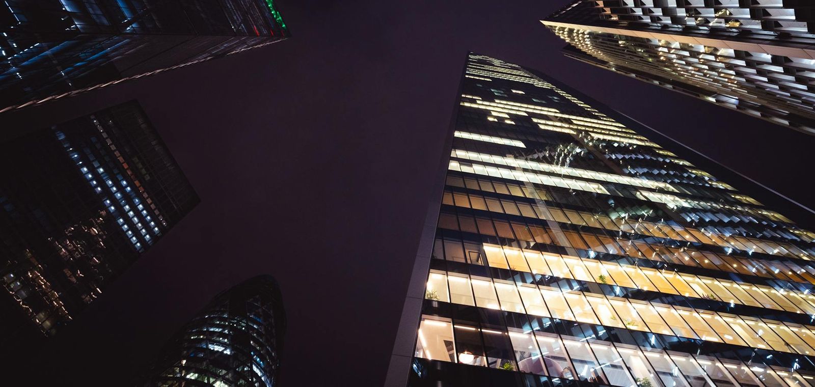 Financial district and corporate finance