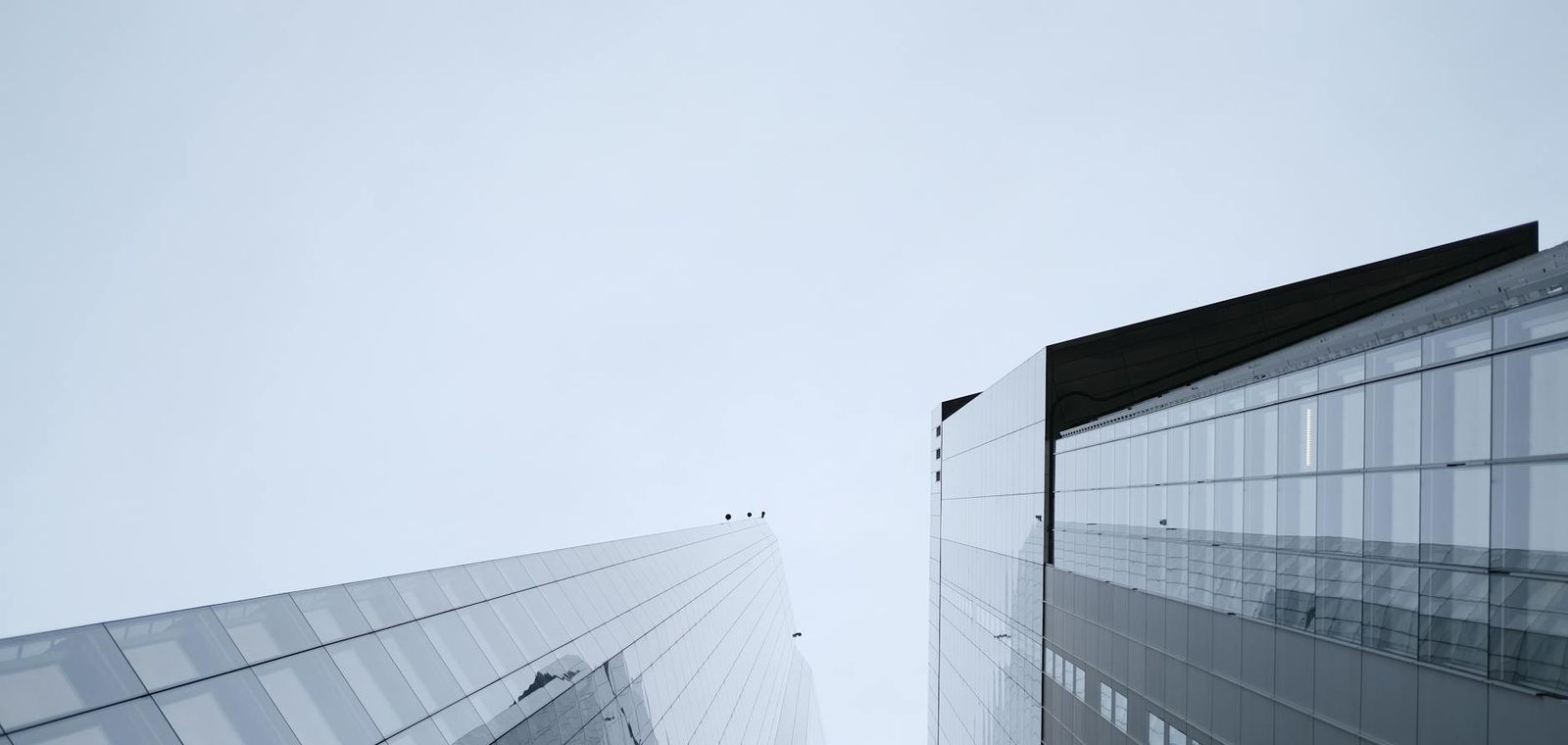 Financial district and corporate finance