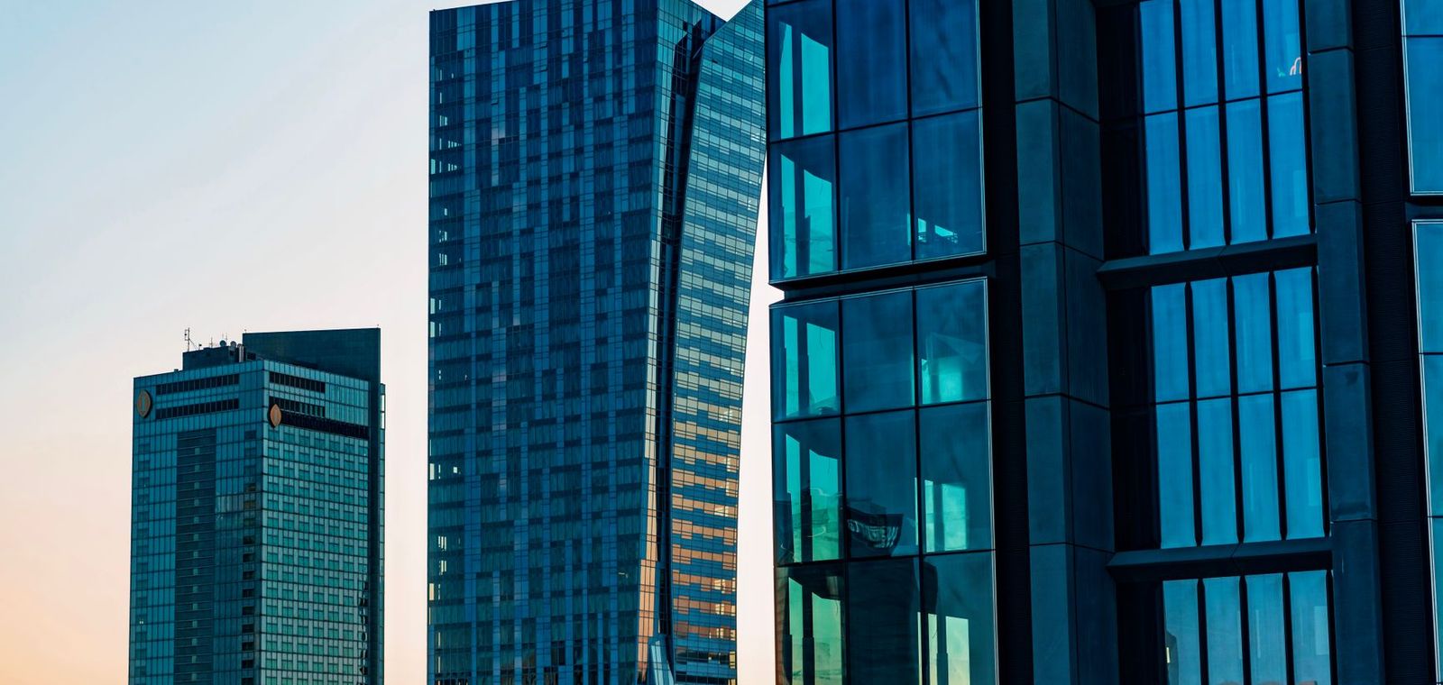 Financial district and corporate finance