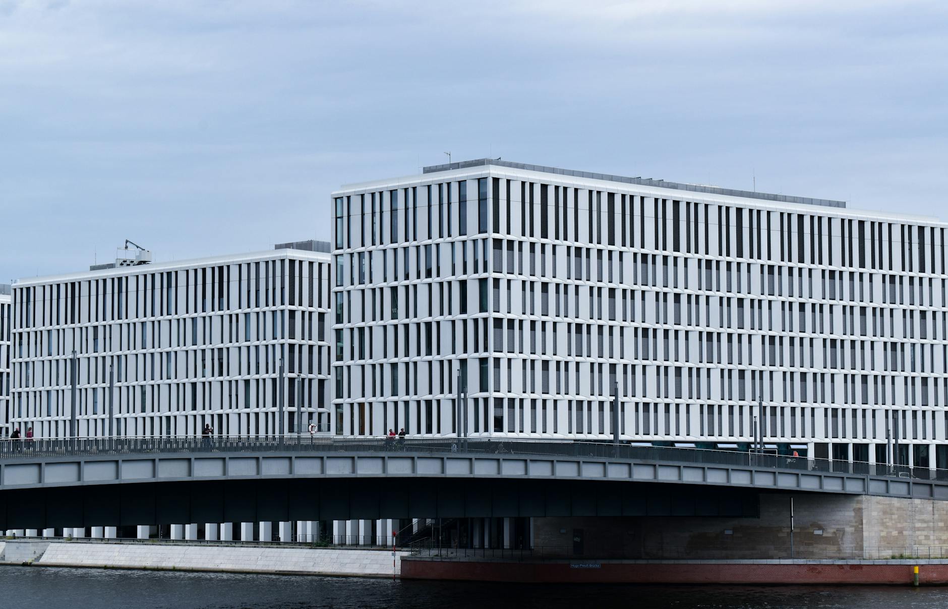 Launching a Crypto GmbH in Germany: BaFin Compliance & Fintech Setup